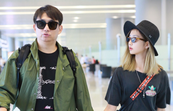 汪峰王菲小瀋陽黃磊女兒未成年打扮早熟，曹格女兒11歲就濃妝豔抹