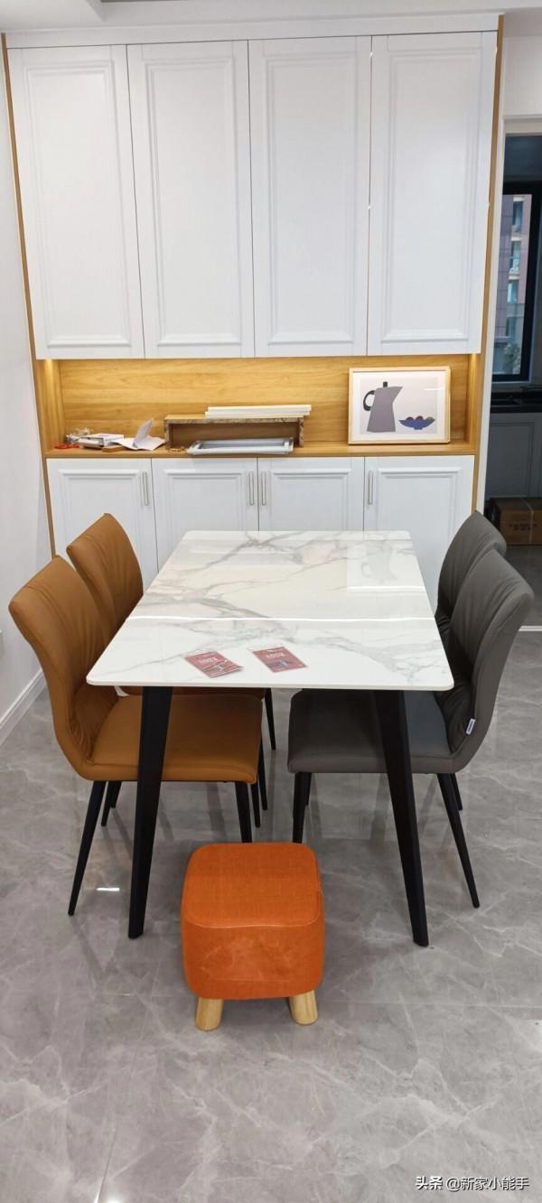 終於入住夢想的家，全屋花心思裝修，飄窗改櫃子非常實用，分享下