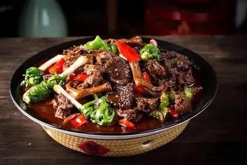 湖南人請客吃飯必不可少的三道菜，外地很難見到，但味道個個經典