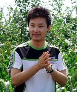 孝順的劉和剛：成名了先把父母接到北京，在郊區租田讓爸媽種