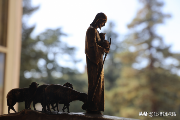 不能出去旅行的日子，就只能看看以前的照片了