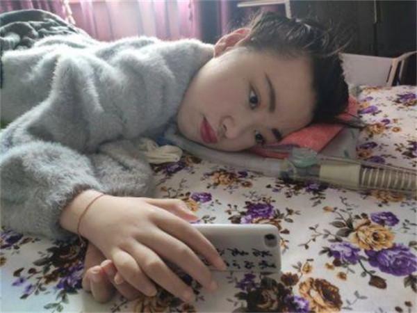 姐弟相繼患上漸凍症，父親多次想自殺，13歲少女的遺書讓人淚目