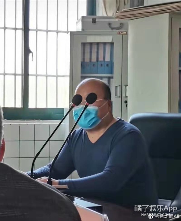 朱正廷年紀輕輕就脫髮？鹿晗頂著籃球聊天，毛不易或許會隱身？