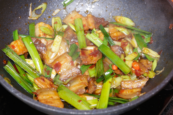 冬季貼膘季,這10道豬肉做法隨你選,好吃過癮,天天換著做吃不膩 冬季貼膘季,這10道豬肉做法隨你選,好吃過癮,天天換著做吃不膩