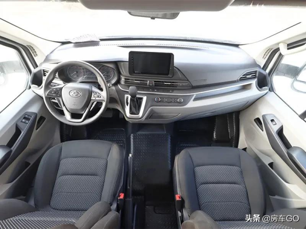 適合老兩口旅行的房車,大水電不發愁,愛旅途夕陽紅2號房車亮相 適合老兩口旅行的房車,大水電不發愁,愛旅途夕陽紅2號房車亮相