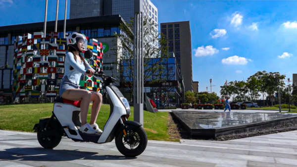 一輛叫U-be的電動車，帶我重新發現旅行的意義