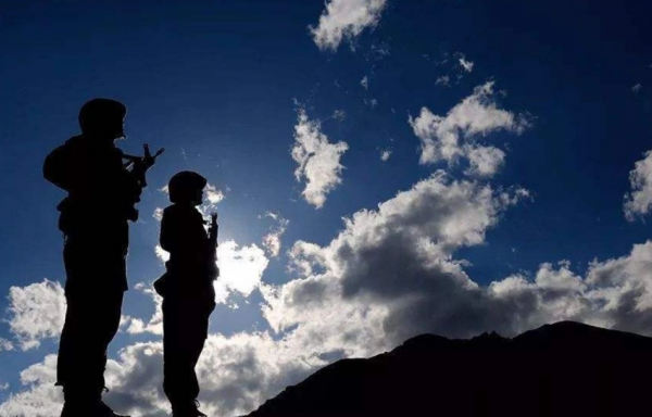 對印反擊大獲全勝，我軍為何主動撤回？專家解析：主要方向在東南