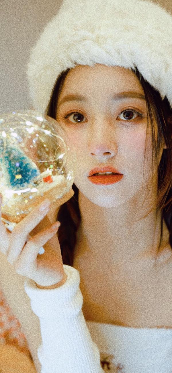 朱麗嵐桌布｜淡雅妝容 青春感十足