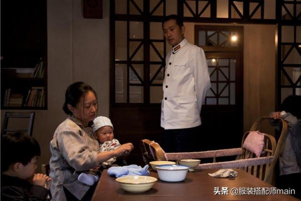 戲裡她是農婦王秀娥，戲外在中戲當老師，教出的學生都是演技派