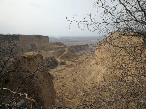 七萬露在荒野的白骨改寫了四個王國和華夏曆史，稷山玉璧古城