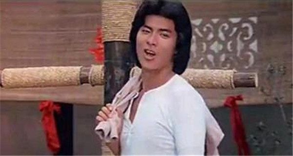 劉德華的“死對頭”,周潤發的最佳拍檔,為何臨終無一親人陪伴? 劉德華的“死對頭”,周潤發的最佳拍檔,為何臨終無一親人陪伴?