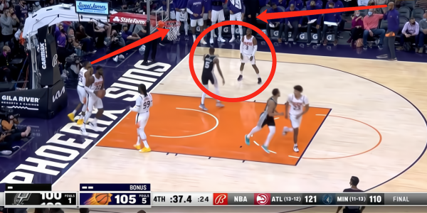 分差被馬刺縮小到1比分後,保羅用一手勢指揮太陽連拿12分鎖定勝局