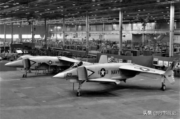美國XFV-12垂直起降戰鬥機,為小型制海艦設計的艦載機 美國XFV-12垂直起降戰鬥機,為小型制海艦設計的艦載機