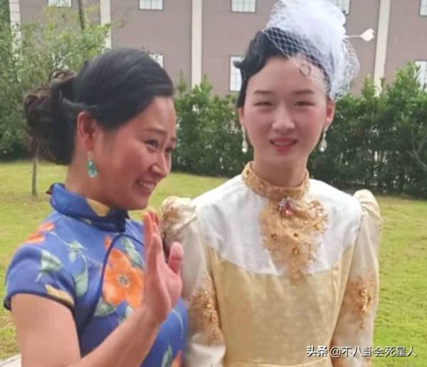 9位演員的替身，吳京劉詩詩跟本尊一樣，章子怡替身比本尊還美