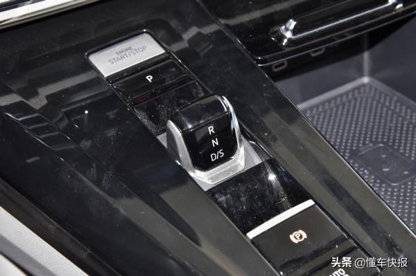 V6動力、豪華內飾科技、大眾最大SUV,深入解析攬境 V6動力、豪華內飾科技、大眾最大SUV,深入解析攬境