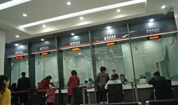 梅花鹿養殖大戶王嬌,人工養殖梅花鹿,年銷售額達到了四千多萬元 梅花鹿養殖大戶王嬌,人工養殖梅花鹿,年銷售額達到了四千多萬元