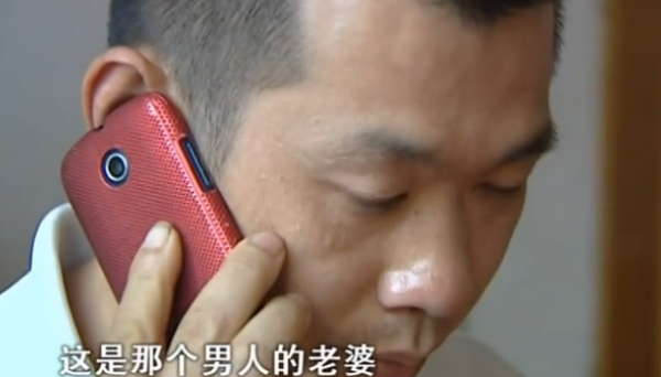 夫妻相差11歲，90後妻子為了名車豪宅，不惜背叛丈夫捨棄孩子