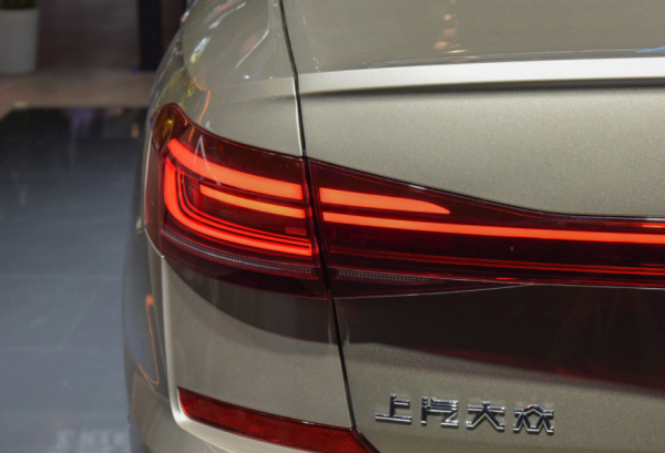 德美系經典B級車PK誰更強?大眾帕薩特對比別克君越 德美系經典B級車PK誰更強?大眾帕薩特對比別克君越