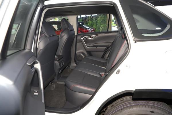 豐田再推“效能車”,5.92秒可破百,綜合續航1152km,可以入手? 豐田再推“效能車”,5.92秒可破百,綜合續航1152km,可以入手?