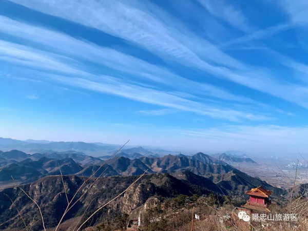 趕著年尾出遊，在歲末登景忠山！