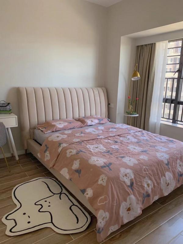 她家75平米，全屋簡單又溫馨，尤其是入戶鞋櫃，太漂亮實用了