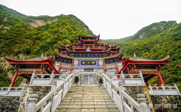 薛濤最經典的十首詩,清麗婉轉、細膩真摯,巾幗不讓鬚眉 薛濤最經典的十首詩,清麗婉轉、細膩真摯,巾幗不讓鬚眉