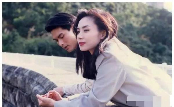 炒樓炒股炒珠寶一年狂賺5億？“最美港姐”鄺美雲的流金歲月