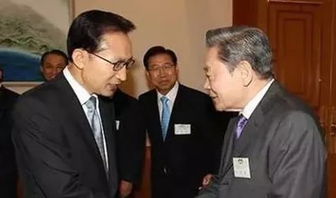 李明博的奮鬥經歷，成為大殺器