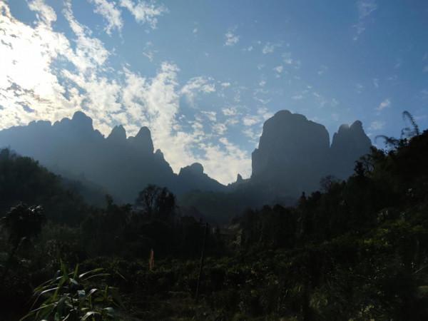行走大瑤山