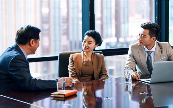 53歲的人，有5萬元的積蓄，做什麼小生意可以一個月賺一萬？