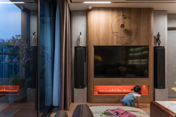 頂樓複式180㎡，浴缸放在陽臺“得意之作”，沒想到卻被吐槽了