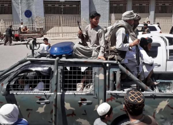 遇到恐怖襲擊時，用什麼擋子彈比較靠譜？鐵鍋和棉被可以嗎？