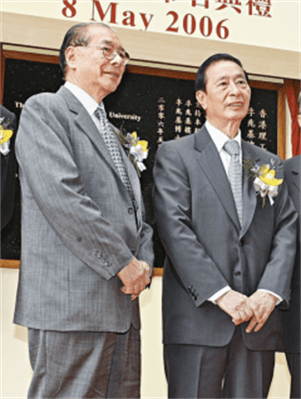 李兆楠：倆哥哥成千億富豪，他卻在老家打工，被贈200億分文不取