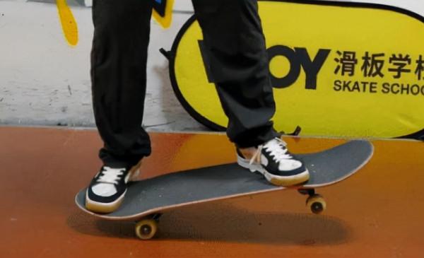 Ollie跳不起來?那是你沒學會這幾個動作 Ollie跳不起來?那是你沒學會這幾個動作