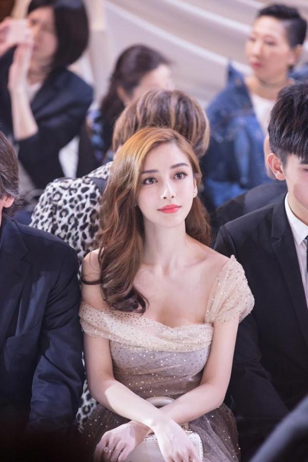 楊穎——人群中不可忽視的美貌