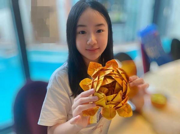 《爸爸去哪兒5》重聚，吳尊曬照懷念爸爸去哪兒，這些女娃變化大