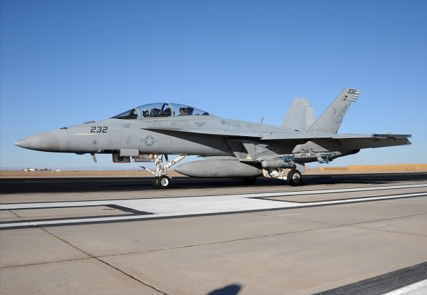 殲20雙座版橫空出世,新艦載機同日亮相,殲-35會搞雙座版本嗎? 殲20雙座版橫空出世,新艦載機同日亮相,殲-35會搞雙座版本嗎?