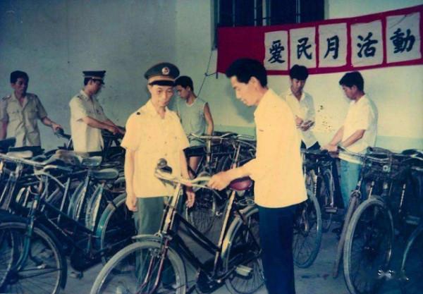 14年前貴州男子被害，5個哥哥為復仇萬里追兇，跨9省尋遍上百縣