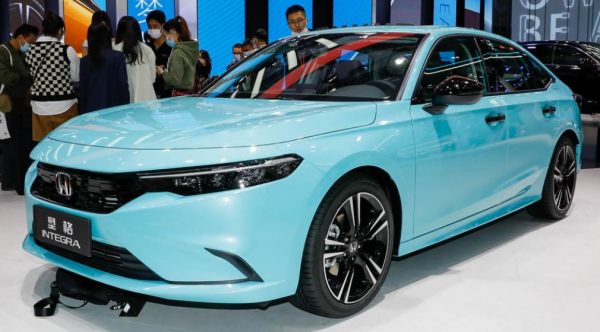 更為年輕化的外觀,搭配1.5T+CVT,新款型格價效比如何 更為年輕化的外觀,搭配1.5T+CVT,新款型格價效比如何