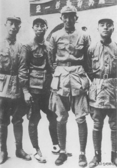 他離開軍隊三十多年,主持軍隊有顧慮,鄧小平:有什麼好怕的 他離開軍隊三十多年,主持軍隊有顧慮,鄧小平:有什麼好怕的