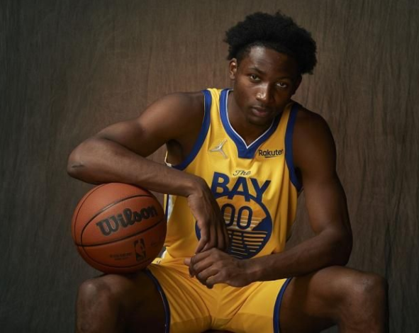 慘敗也有收穫！勇士鋒線新秀展現潛力，該考慮給予一個輪換位置？