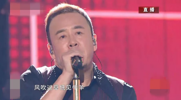 雙11晚會大翻車,周海媚邊抖邊唱,蔡徐坤難聽,吳宣儀別眨眼了 雙11晚會大翻車,周海媚邊抖邊唱,蔡徐坤難聽,吳宣儀別眨眼了