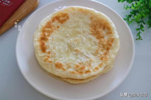 晚上揉發麵，早上來烙餅，做法簡單又省事，層層香軟更好吃