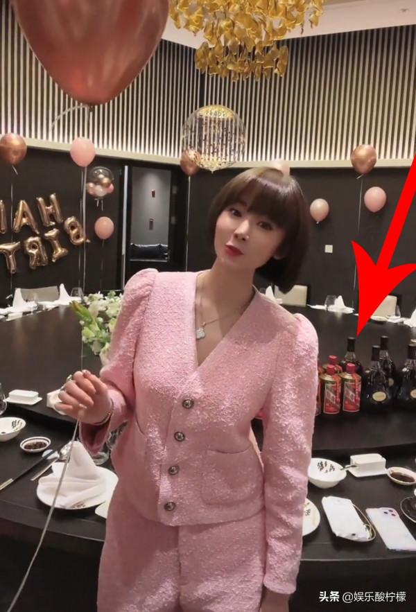 《鄉村愛情14》將播,小李副總曬生日宴,網友:這頓飯不便宜 《鄉村愛情14》將播,小李副總曬生日宴,網友:這頓飯不便宜