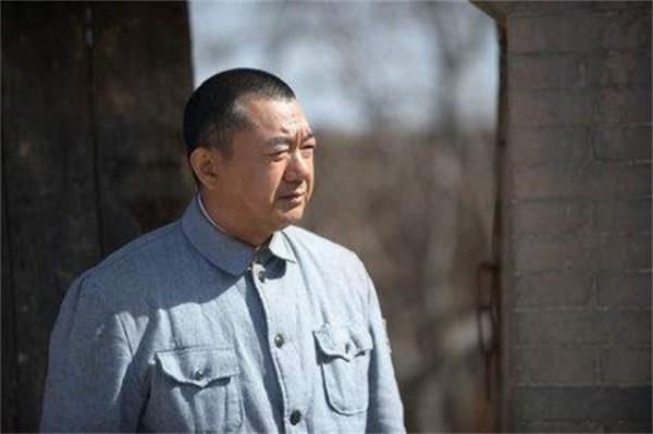 1955年，彭德懷找到陳賡：這個人軍銜高了，調一級，陳賡不太同意