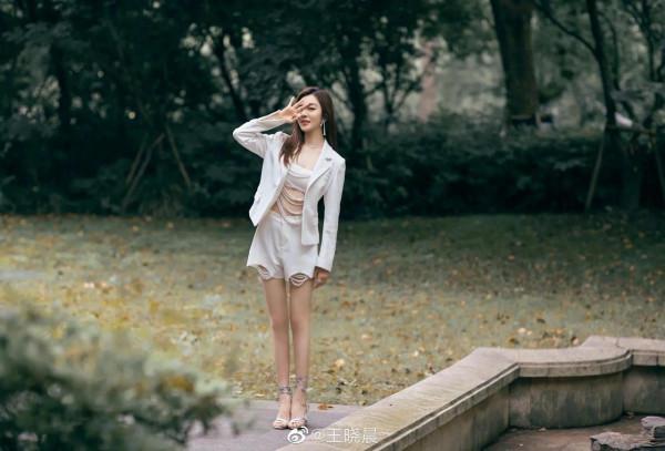 王曉晨漂亮迷人
