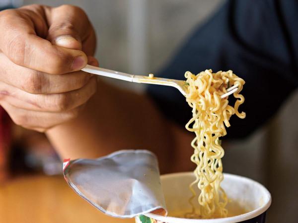 如何預防腸癌？醫生建議：三種食物要多吃