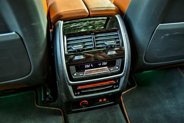 智駕開箱丨配置小幅變化價格漲2萬，但這臺寶馬X7仍是家族SUV的標杆