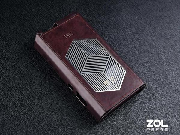 臺機級別的配置 飛傲M17萬元級便攜播放器開箱