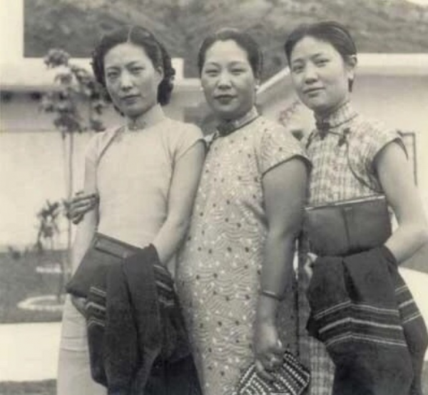 杜月笙去世只給孟小冬留2萬元,孟獨自在香港活26年,靠什麼謀生 杜月笙去世只給孟小冬留2萬元,孟獨自在香港活26年,靠什麼謀生